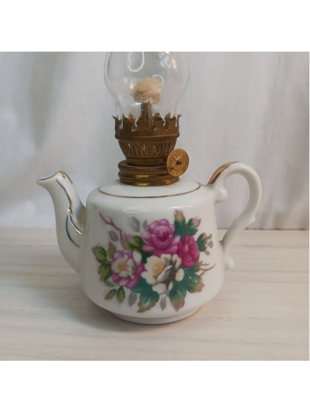 MINI CERAMIC FLORAL TEA POT STYLE FINGER OIL LAMP W/ CLEAR GLOBE